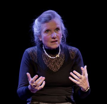 Rose von Martin Sherman